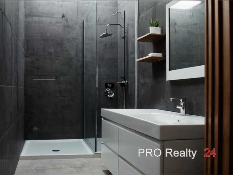 Установка системы водоснабжения с автоматическим насосом для частного дома