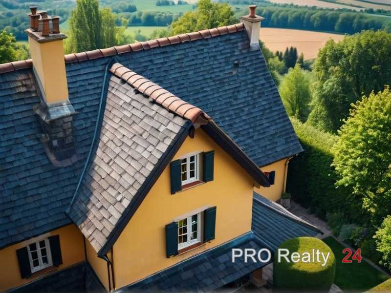 Почему металлочерепица требует точного шага обрешётки