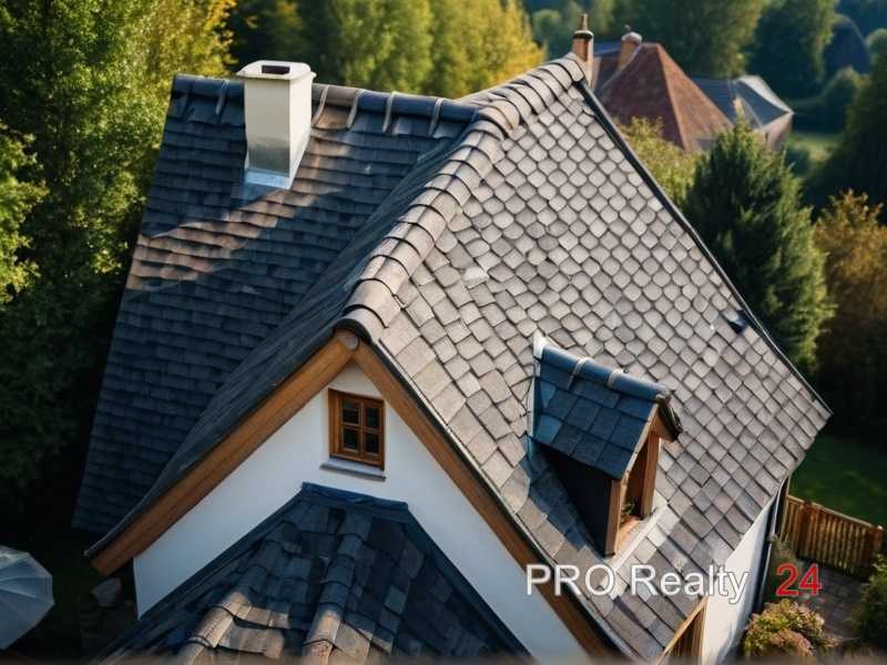 Установка сеток на вентиляционные отверстия кровли