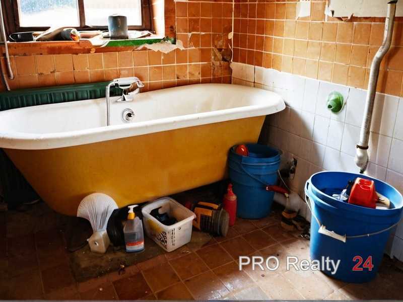 Подготовка стен и пола для ровной укладки плитки